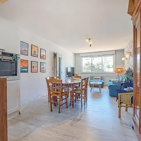 Holiday home Charmante Maison Proche *